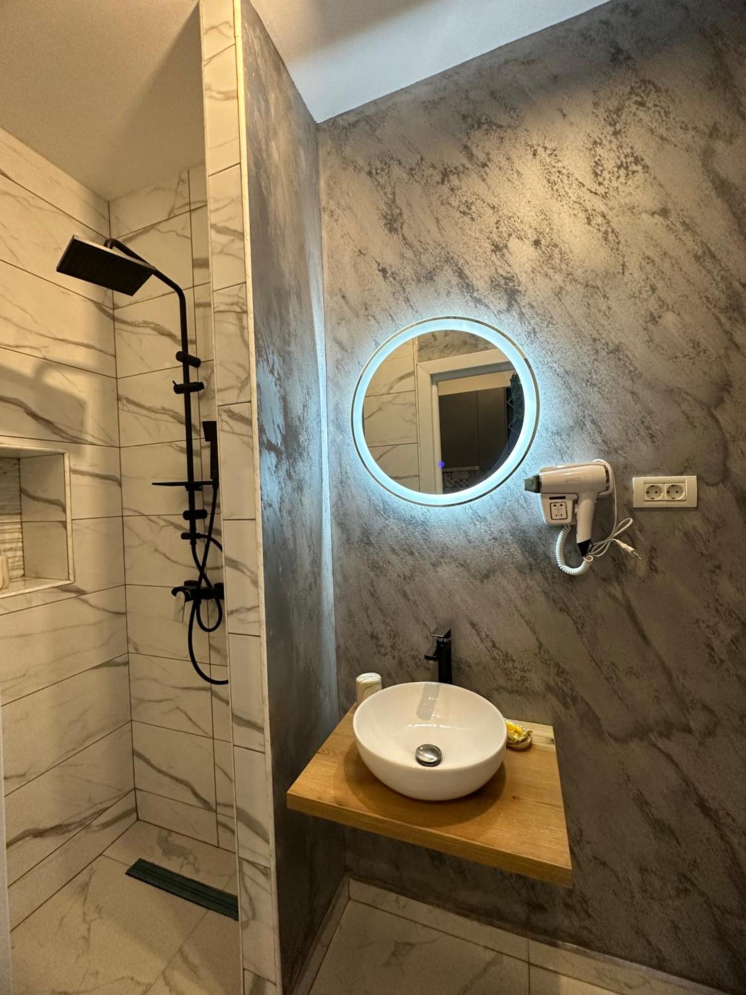 Stay Inn Central Brasov Apartments Экстерьер фото