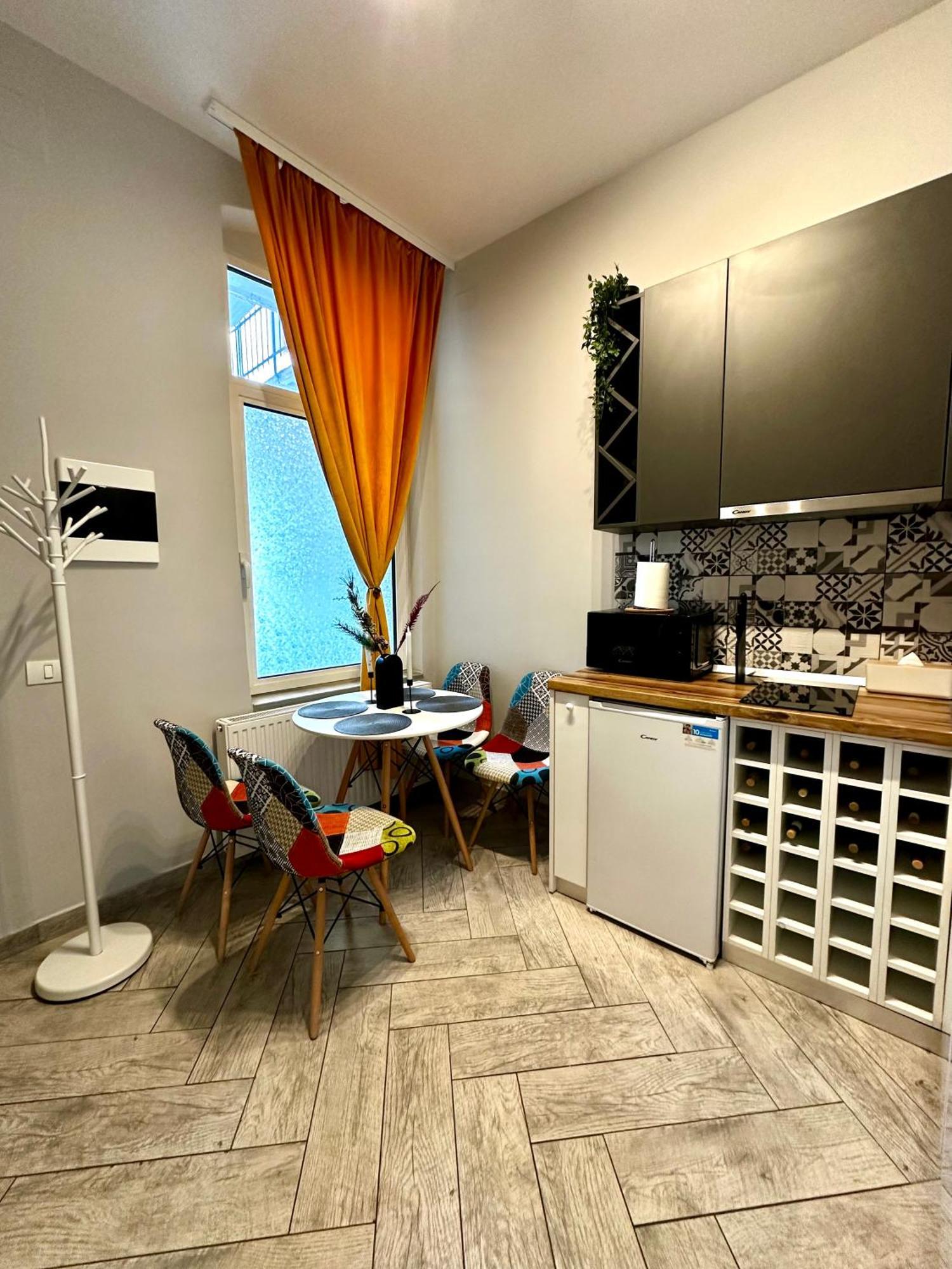 Stay Inn Central Brasov Apartments Экстерьер фото